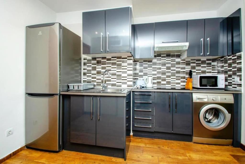 Sunny Apartment In Center Of Marbella ! Bagian luar foto