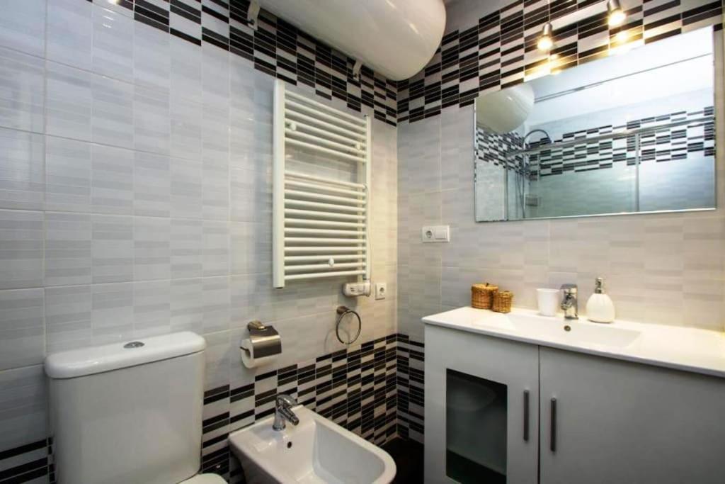 Sunny Apartment In Center Of Marbella ! Bagian luar foto